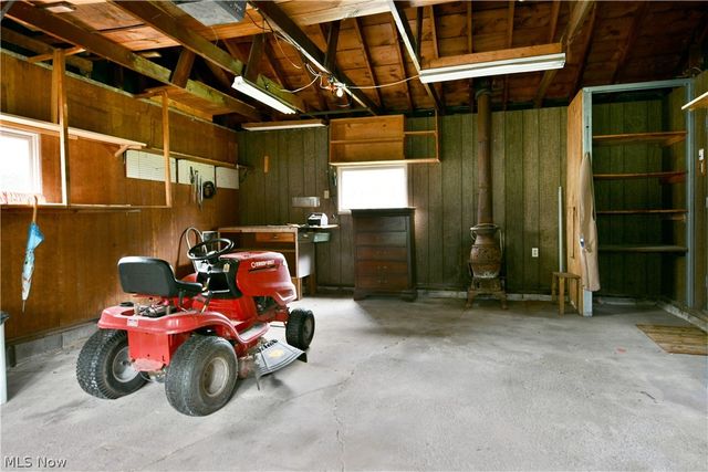4625 Middle Drive, Youngstown, OH 44505