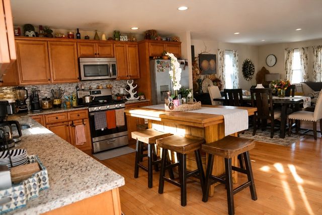82 Franklin St 82, Haverhill, MA 01830