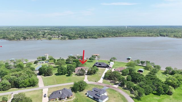 2858 Waters Edge, Quinlan, TX 75474