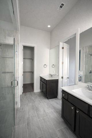 155 Rosebush DR, Liberty Hill, TX 78642