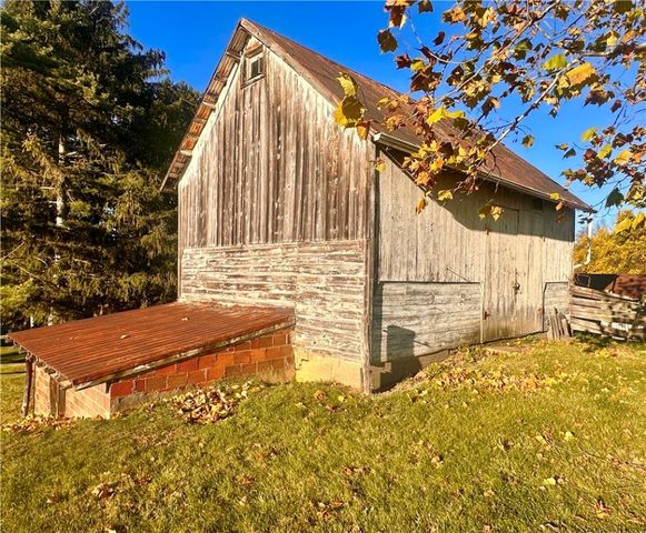 7817 National Pike, Menallen Twp, PA 15401