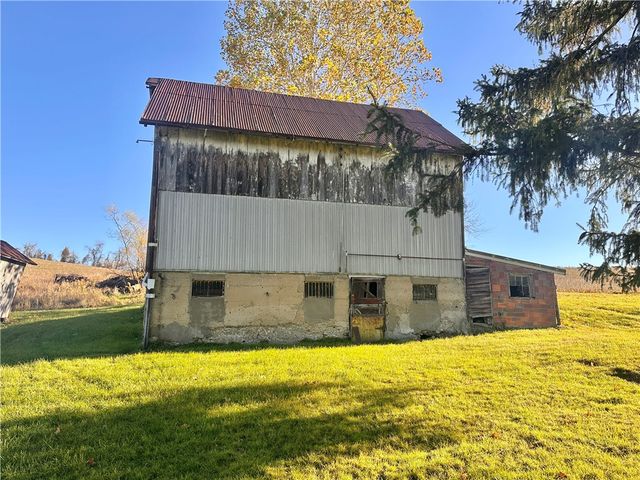 7817 National Pike, Menallen Twp, PA 15401