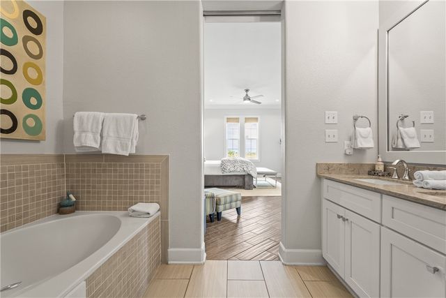 137 Palmilla Circ 204, Port Aransas, TX 78373