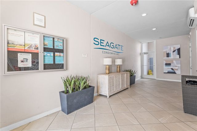 137 Palmilla Circ 204, Port Aransas, TX 78373