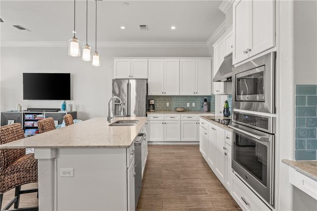 137 Palmilla Circ 204, Port Aransas, TX 78373