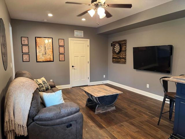 101 Kingston Drive, Georgetown, KY 40324