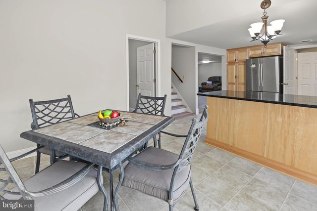 570 E CHERRY RD, Quakertown, PA 18951