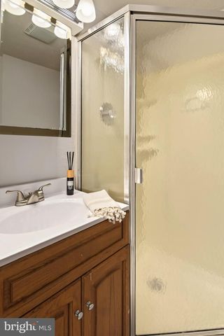 570 E CHERRY RD, Quakertown, PA 18951