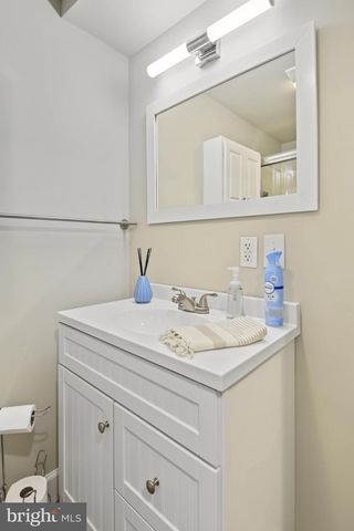 570 E CHERRY RD, Quakertown, PA 18951