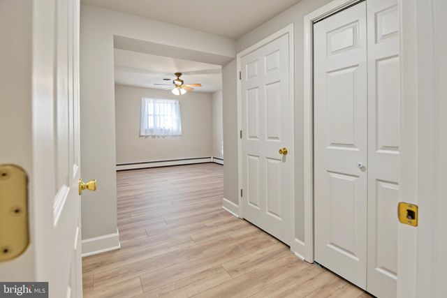 570 E CHERRY RD, Quakertown, PA 18951