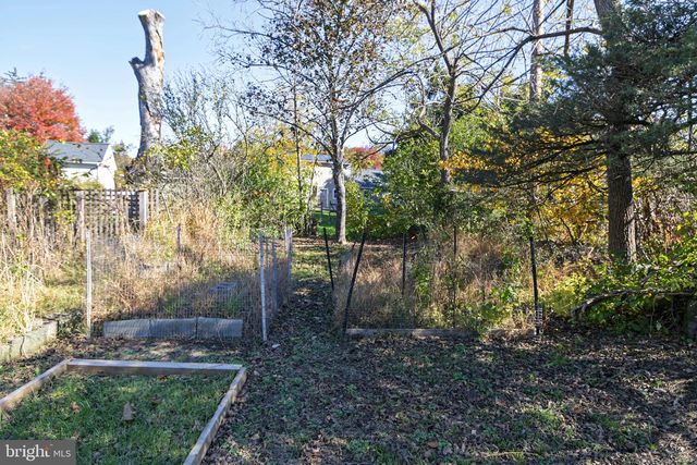 570 E CHERRY RD, Quakertown, PA 18951
