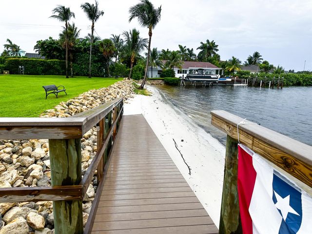 137 Ocean Cay Way, Hypoluxo, FL 33462