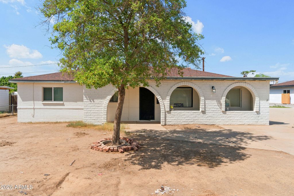 5624 N 30TH Drive, Phoenix, AZ 85017 — exterior