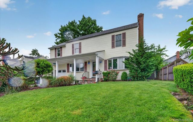 24 Purdue Road, Glen Cove, NY 11542