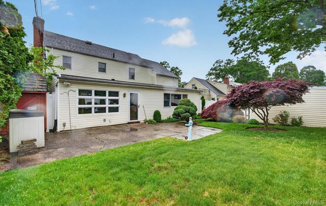 24 Purdue Road, Glen Cove, NY 11542