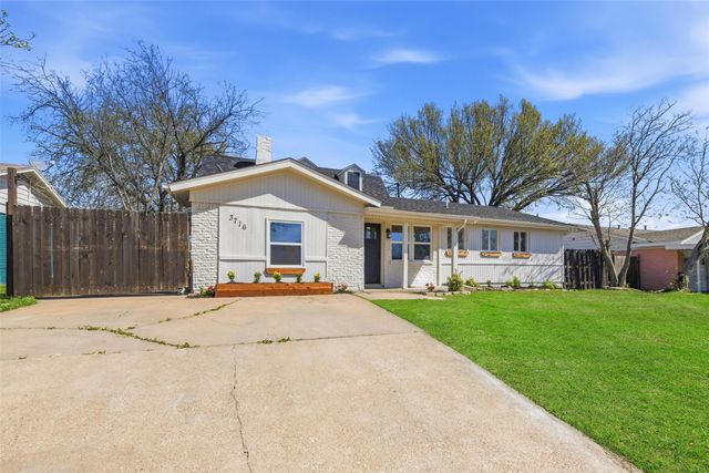 3716 Aurora Street, Haltom City, TX 76117