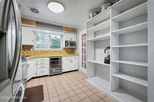 4233 ALDINGTON Drive, Jacksonville, FL 32210