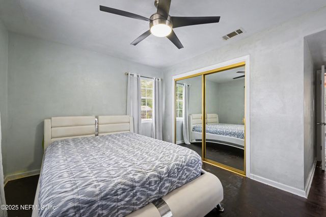 4233 ALDINGTON Drive, Jacksonville, FL 32210