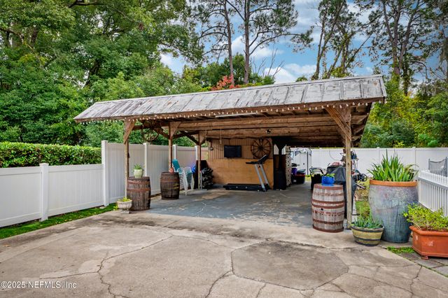 4233 ALDINGTON Drive, Jacksonville, FL 32210