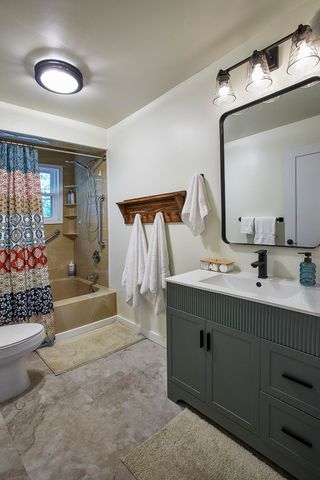 167 E Delaware Avenue, Benton Twp, MI 49022