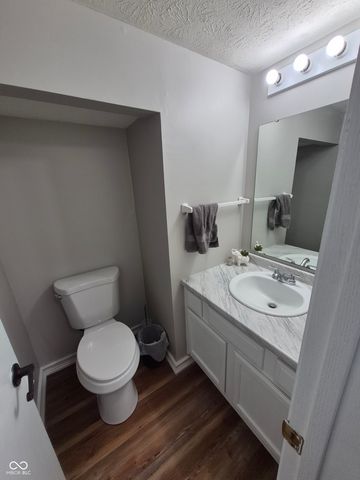 925 Mallory Parkway, Franklin, IN 46131