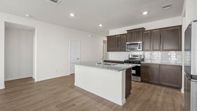 435 Epiphany Lane, Lavon, TX 75166