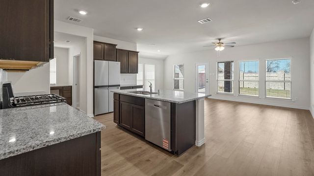 435 Epiphany Lane, Lavon, TX 75166