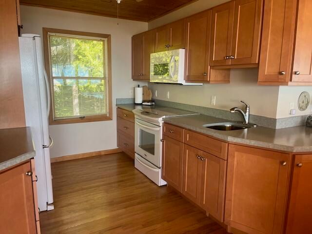 3199 S Lake Shore Drive, Bois Blanc, MI 49775