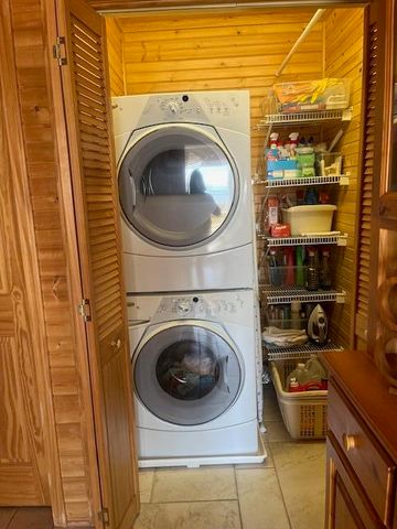 3199 S Lake Shore Drive, Bois Blanc, MI 49775