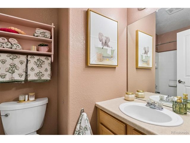 603 Hendee Ct, Erie, CO 80516