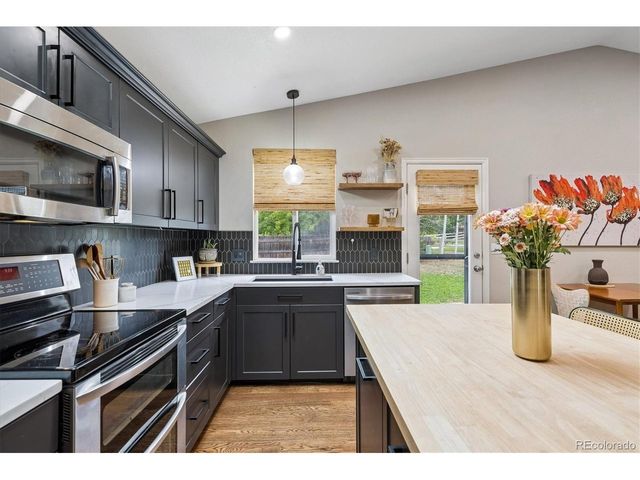 603 Hendee Ct, Erie, CO 80516