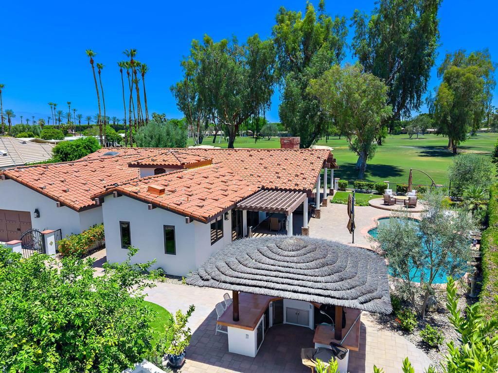 Image 4 of property listing at 48771 San Vicente Street, La Quinta, CA 92253