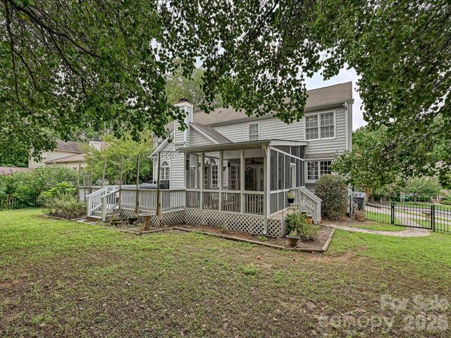 2805 Peverell Lane, Charlotte, NC 28270