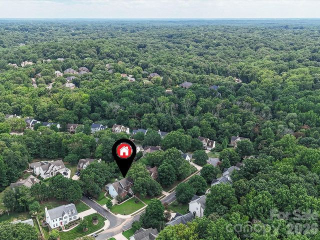 2805 Peverell Lane, Charlotte, NC 28270