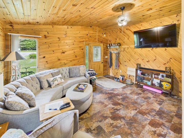 10167 HWY 139, Argonne, WI 54511