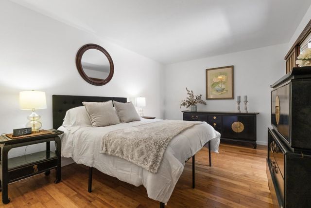 530 Rockaway Beach Avenue, Pacifica, CA 94044