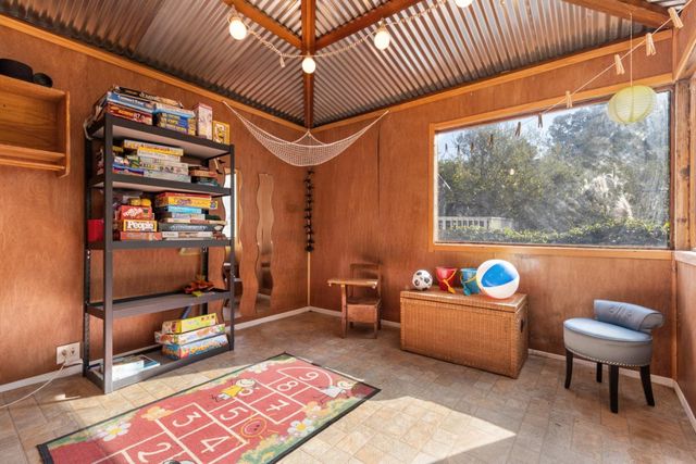 530 Rockaway Beach Avenue, Pacifica, CA 94044