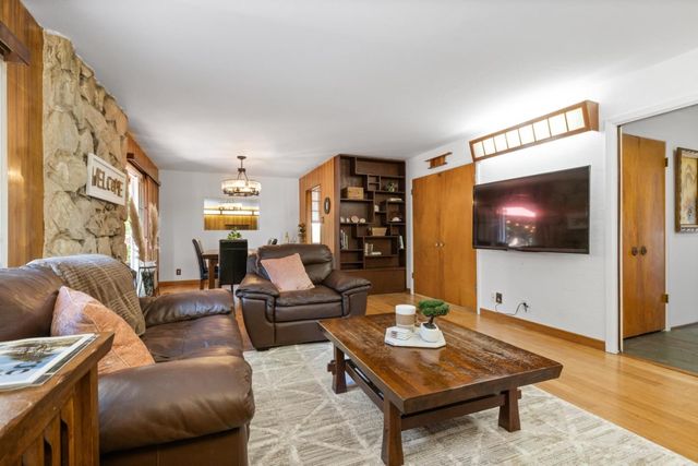 530 Rockaway Beach Avenue, Pacifica, CA 94044