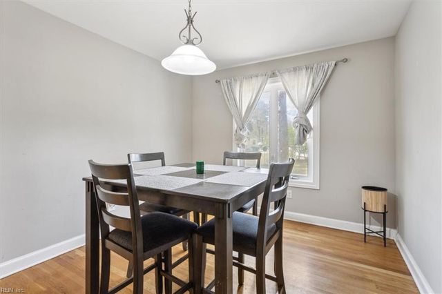 3 Artillery PL, Newport News, VA 23608