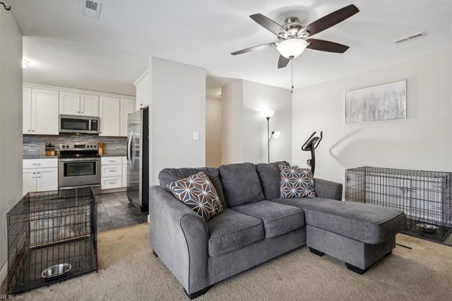 3 Artillery PL, Newport News, VA 23608