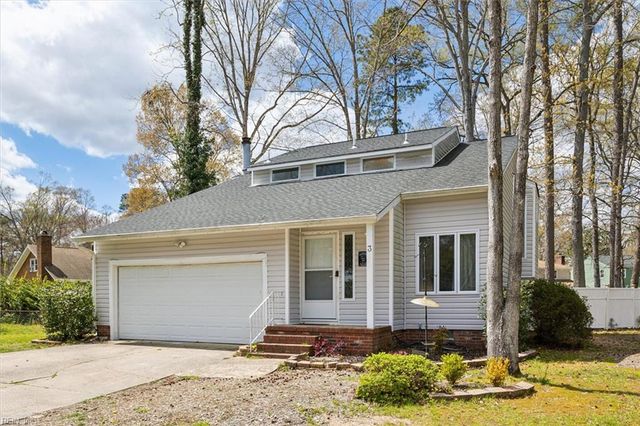 3 Artillery PL, Newport News, VA 23608