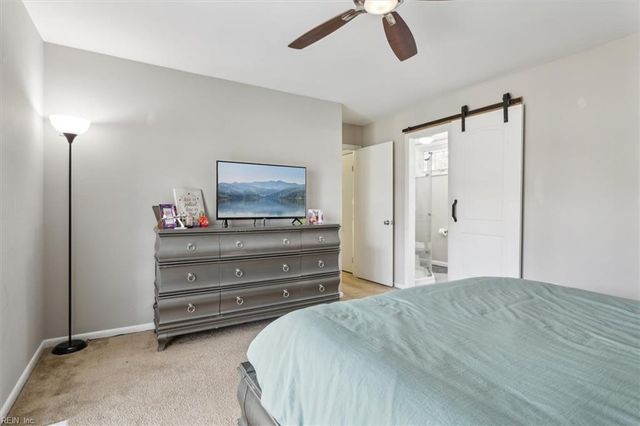 3 Artillery PL, Newport News, VA 23608