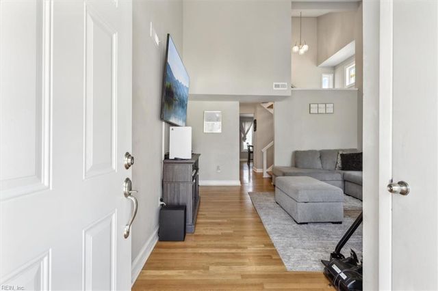 3 Artillery PL, Newport News, VA 23608