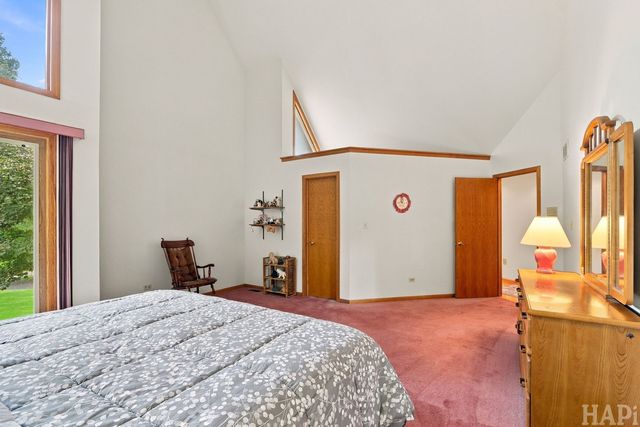 6423 Chickaloon Drive, Mchenry, IL 60050