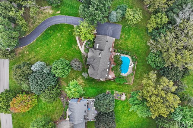 6423 Chickaloon Drive, Mchenry, IL 60050