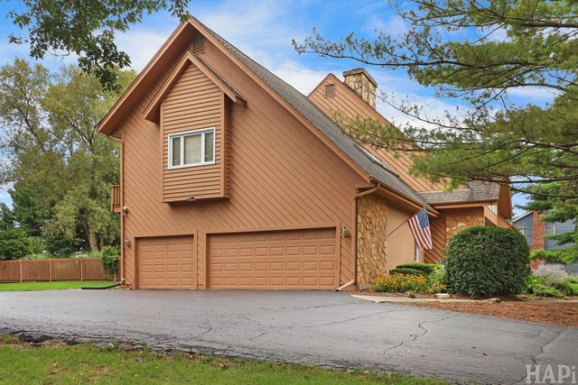6423 Chickaloon Drive, Mchenry, IL 60050
