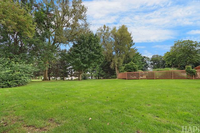 6423 Chickaloon Drive, Mchenry, IL 60050