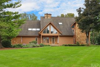 6423 Chickaloon Drive, Mchenry, IL 60050