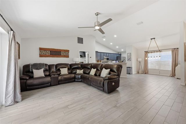 24621 SE 101ST AVENUE, Hawthorne, FL 32640