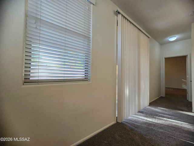 3303 S Lakeside Ridge Loop, Tucson, AZ 85730